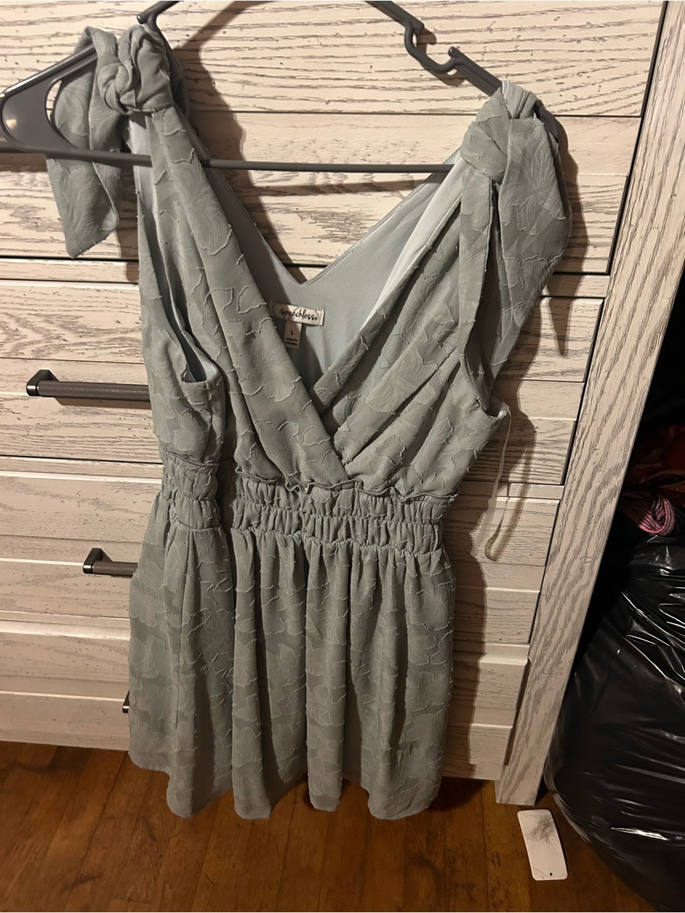 Women’s dress